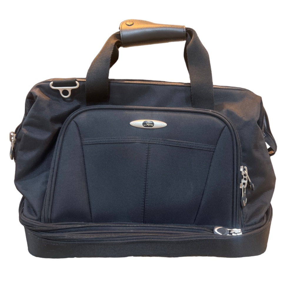 Skyway black carry on luggage men’s bag